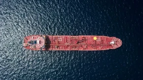 Objavljeno koliko će Iran zaraditi od prolaska brodova kroz Ormuski moreuz