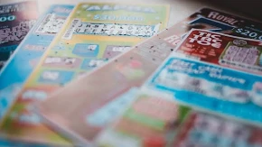 Mislili da su dobili 500.000 evra, ona pobjegla s tiketom: Istina ih ostavila bez ičega!