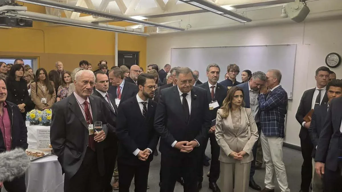 Miloradu Dodiku uručeno priznanje u SAD: Nagradu posvećujem svojoj majci