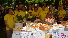 Žene iz Trošelja napravile najzanimljiviju tortu na Zdravofestu