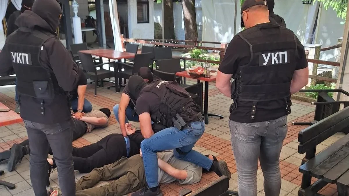 Prijedor: U akciji „Vatrogasac“ slobode lišen trojac zbog trgovine oružjem