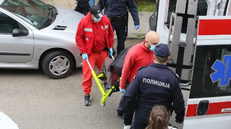 Novi detalji stravičnog ubistva na Čukarici: Ubila muža nogom od stolice, a prošle godine ga ganjala nožem (VIDEO)