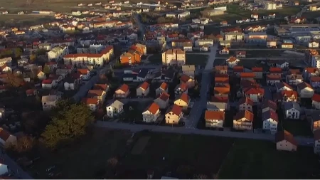 Horor u Tomislavgradu: Tukao suprugu pa je izbo nožem pred djecom