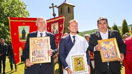 Stanivuković kumovao manastiru Rožanj nadomak Tuzle