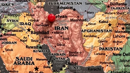 Peking i Vašington pozvale Teheran da otvori Ormuski moreuz