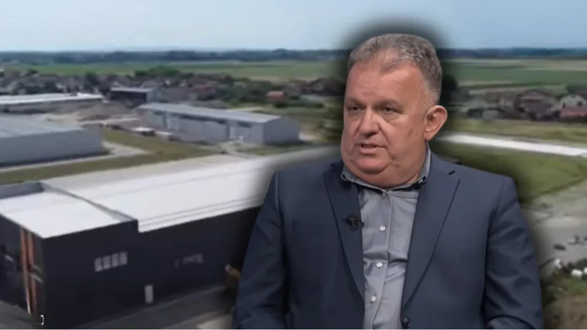 Firma supruge Zorana Adžića sa dva zaposlena zaradila skoro pola miliona KM