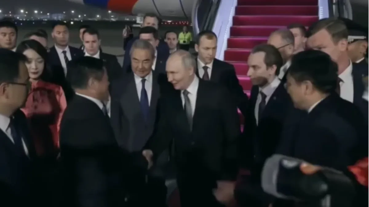 Putin stigao u zvaničnu posjetu u Peking (VIDEO)