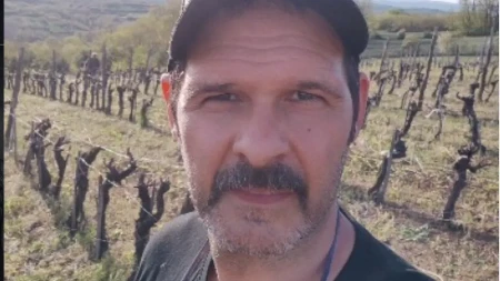Glumac varao ženu sa 18 godina mlađom, ona mu se ovako osvetila
