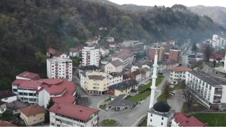 459 godina prije datuma koji se obilježava kao zvanični : Prva radnička pobuna zabilježena u Srebrenici u 15. vijeku