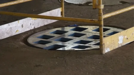 Žena poginula nakon što je upala u šaht