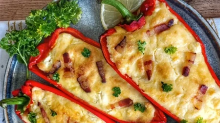 Recept dana: Paprike punjene sirom