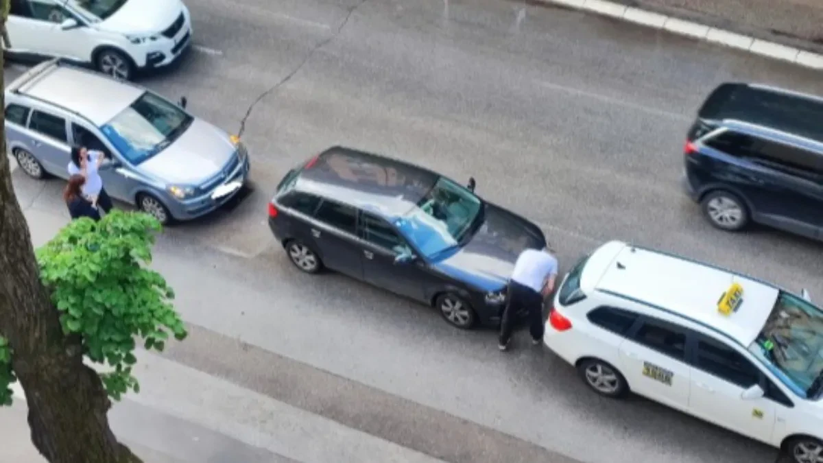 Lančani udes u Banjaluci: Učestvovala tri vozila
