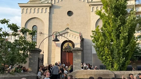 Patrijarh Porfirije: Beograd je danas molitveno srce Srba, Spasovdanska litija živi korak vjere