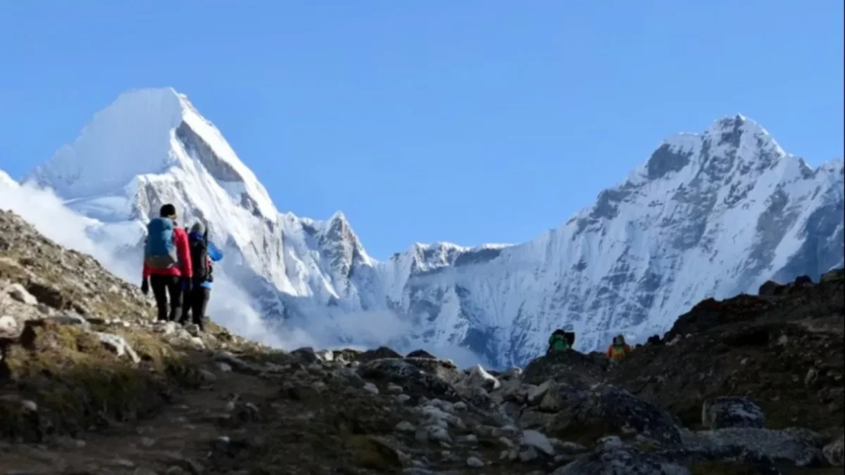 Istorijski podvig: Ruski planinar bez obje noge osvojio Mont Everest