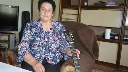 Karolina Dejanović je poznavala pola sarajevske estrade: Safet Isović ju je gledao sa osmijehom, Mile Kitić pjevao u njenoj ulici