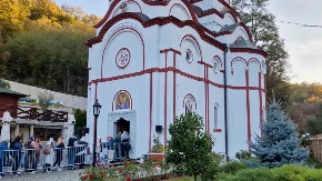 U manastiru Tumane brojni vjernici iz Republike Srpske
