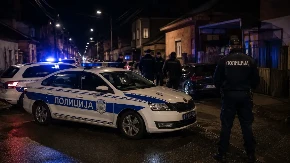 Krvava noć u Beogradu: Dva mladića ranjena hladnim oružjem ispred splava
