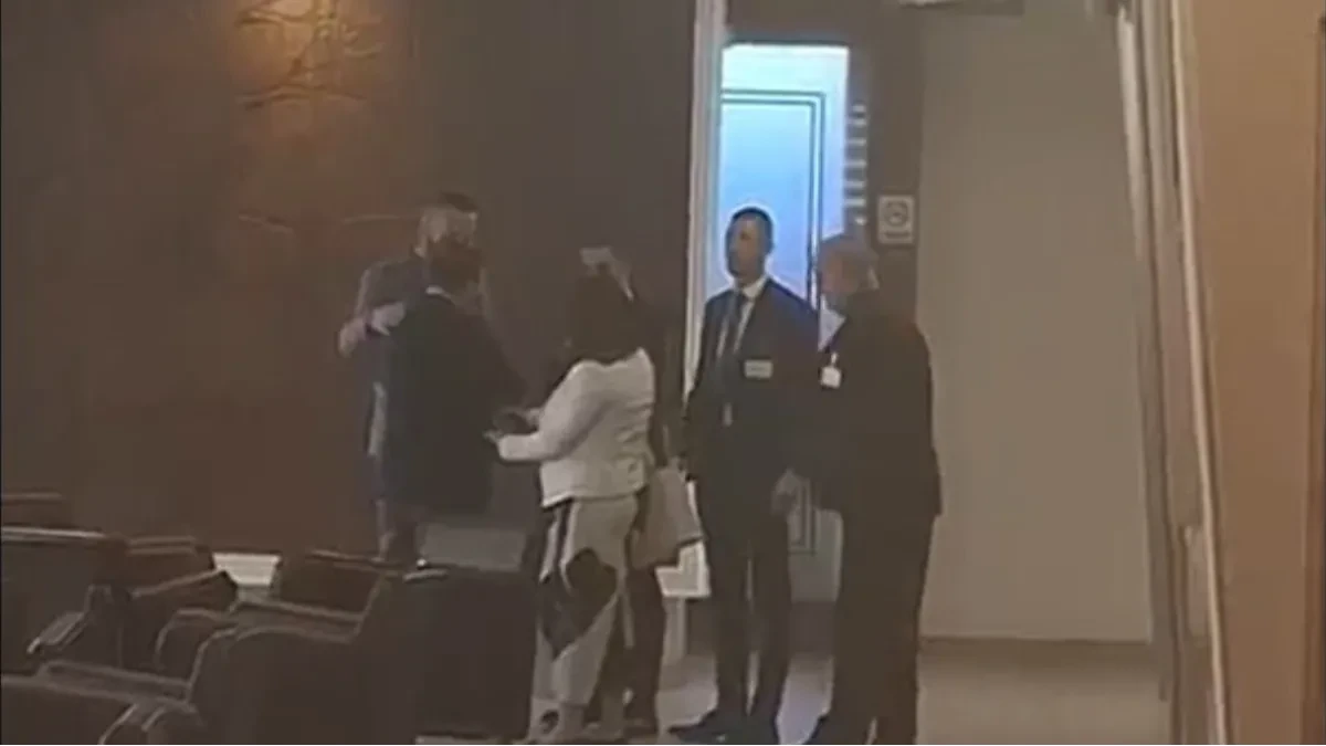 Haos u NSRS: Stevandić oduzeo riječ Vukanoviću pa ga izbacio sa sjednice (VIDEO)