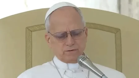 Papa Lav: Vještačka inteligencija mora poštovati ljudsko dostojanstvo i služiti opštem dobru