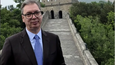Dan značajnih sastanaka u Kini: Vučić razgovara sa premijerom Ćijangom i predsjednikom Sijem