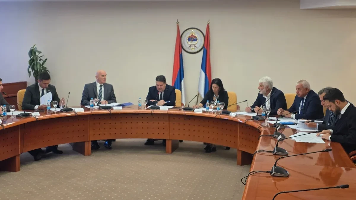 Odbor za ustavna pitanja NS RS demantuje Denisa Zvizdića: Budžetski novac Srpske ne ide za lobiranje