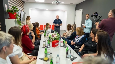 M:tel nastavlja sa podrškom sigurnim kućama u BiH: Održan radni sastanak u Sarajevu