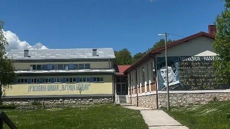 Slika i prilika malih mjesta u Republici Srpskoj: Četiri maturanta u srednjoj školi u kojoj je više radnika nego đaka