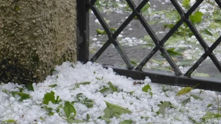 Snažno nevrijeme pogodilo region: Olujni oblak prijeti sjevernim dijelovima BiH