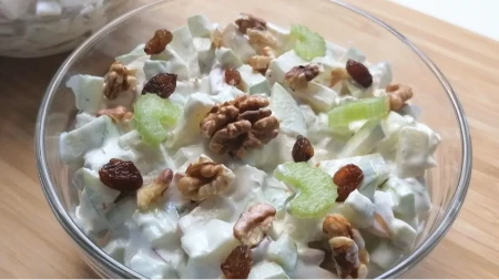 Valdorf salata - kraljica laganih obroka
