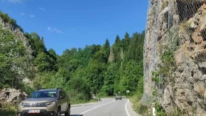 Potpuna obustava saobraćaja u kanjonu Tijesno