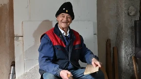 Posljednji majstor šindre sa Vlašića: Jovan pokrivao i rodnu kuću Ive Andrića (FOTO/VIDEO)