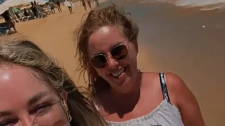Cecina prija uživa na Karibima: Danijela Rodić pokazala kako treba da izgleda žena u pedesetim (VIDEO)