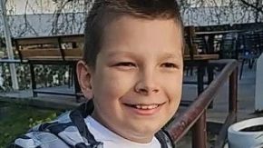 Maleni heroj iz Bugojna treba našu pomoć: Ernas ne može samostalno hodati, pomozimo mu da bude kao druga djeca