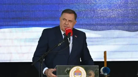 Dodik iz Moskve: Očekujem da Savjet bezbjednosti proglasi Šmitovu misiju nelegalnom