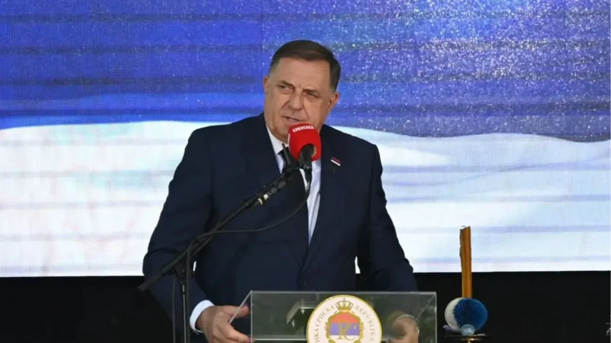 Dodik iz Moskve: Očekujem da Savjet bezbjednosti proglasi Šmitovu misiju nelegalnom