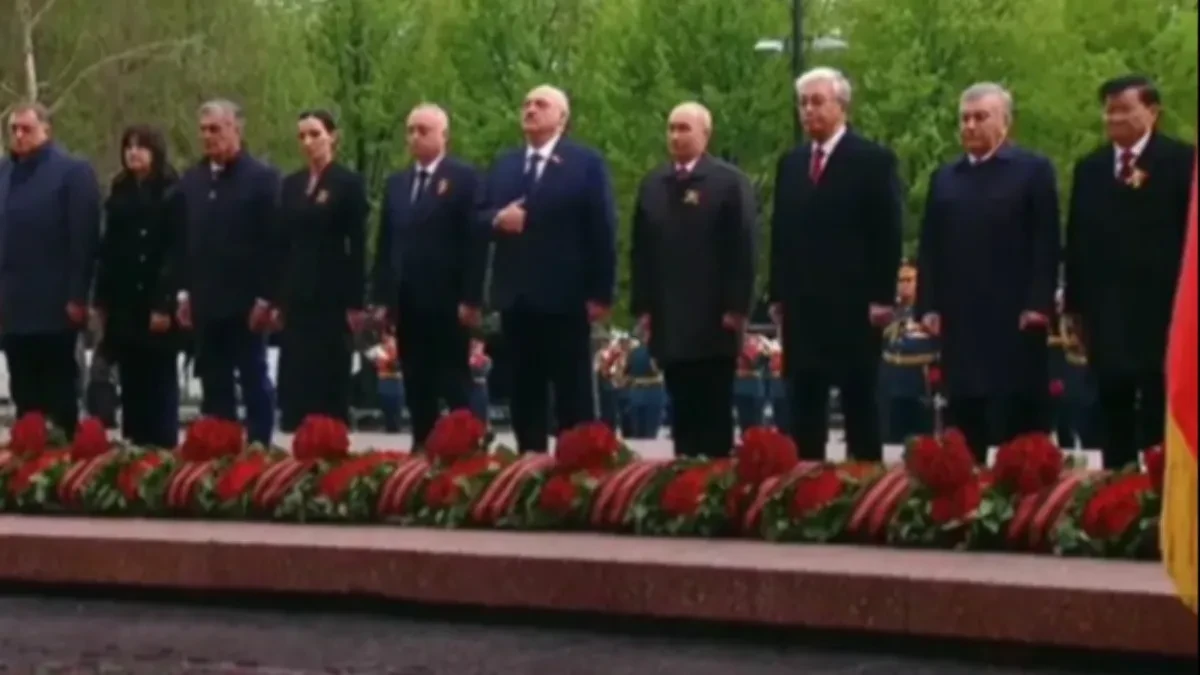 Završena Parada pobjede: Delegacija Srpske položila cvijeće na Grob neznanog junaka