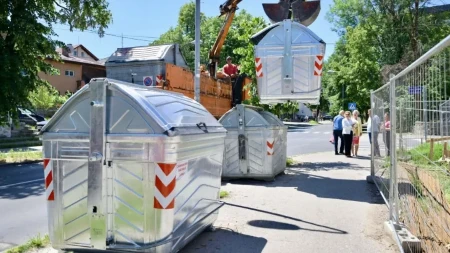 Počelo postavljanje novih kontejnera u Banjaluci 