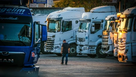 Pooštravaju se pravila za prevoznike od 1. jula: Odmor ne smije biti u kabinama kamiona