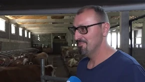 Farma budućnosti na Vlašiću: Jovo zamijenio radnike robotima i obara rekorde u proizvodnji mlijeka (VIDEO)