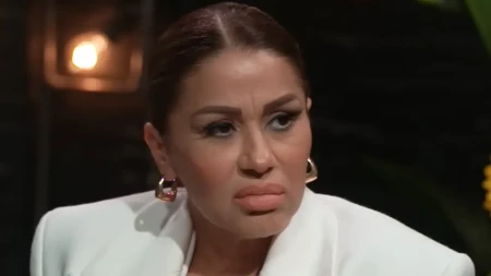 Oglasila se sestra Mine Kostić nakon vijesti da je pjevačica u „Lazi Lazarević“: Njena reakcija sve šokirala!