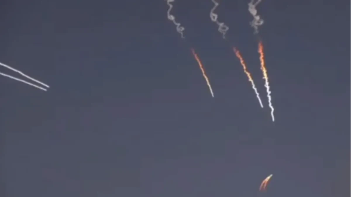 Napad na američke baze: Iranski mediji objavili snimke lansiranja projektila (VIDEO)