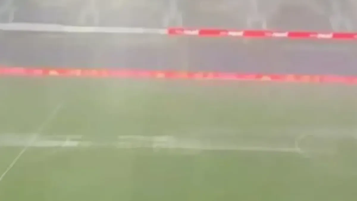 Po ovome se samo može igrati vaterpolo: Oluja potopila stadion u Orlandu (VIDEO)