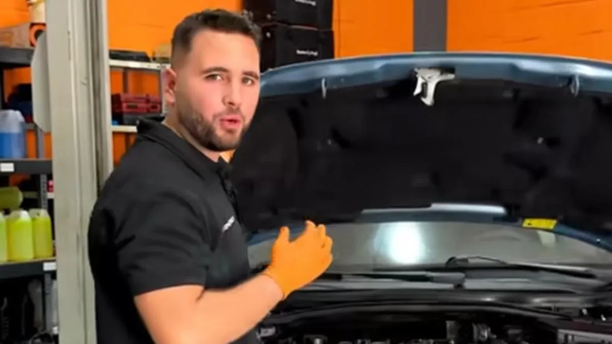 Automobil star više od 20 godina i dalje oduševljava pouzdanošću (VIDEO)