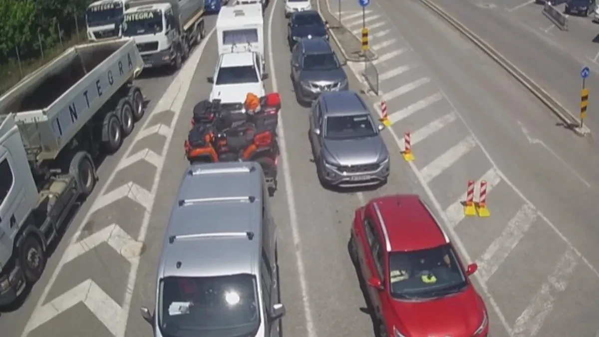 Obavještenje za sve koji putuju: Kolone vozila na granici sa Srbijom, Crnom Gorom i Hrvatskom