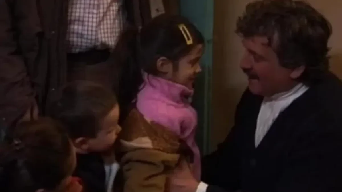 Glumila unuku Radoša Bajića u kultnoj seriji, sada izrasla u pravu ljepoticu (FOTO)