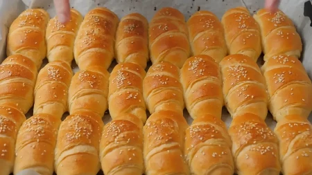 Recept za brze slane kiflice: Tijesto od piva raste kao ludo