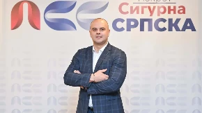 Tošić o novim zaduženjima: Nestanak struje u Skupštini simbolično prikazao pravac u kojem vlast vodi Srpsku