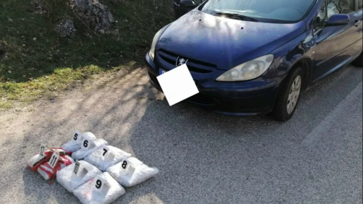Razbijen narko-lanac u Hercegovini: Troje uhapšeno, traga se za jednom osobom