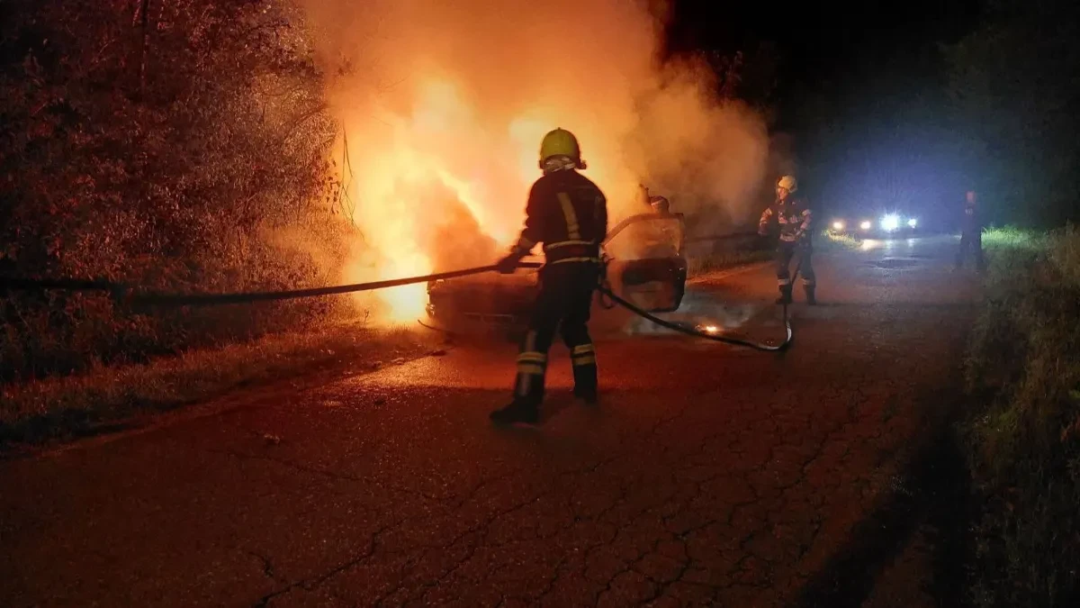 Vatra progutala kuću na Ozrenu: Sedmoro djece ostalo bez krova nad glavom