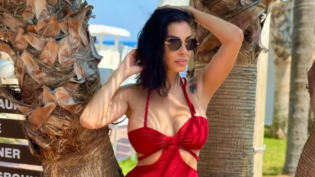 Mia rasplakala kolegu: Pjevač jecao, jedva ga umirili